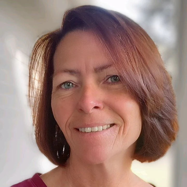 <em><strong>Tracy Monroe, 52</strong></em>